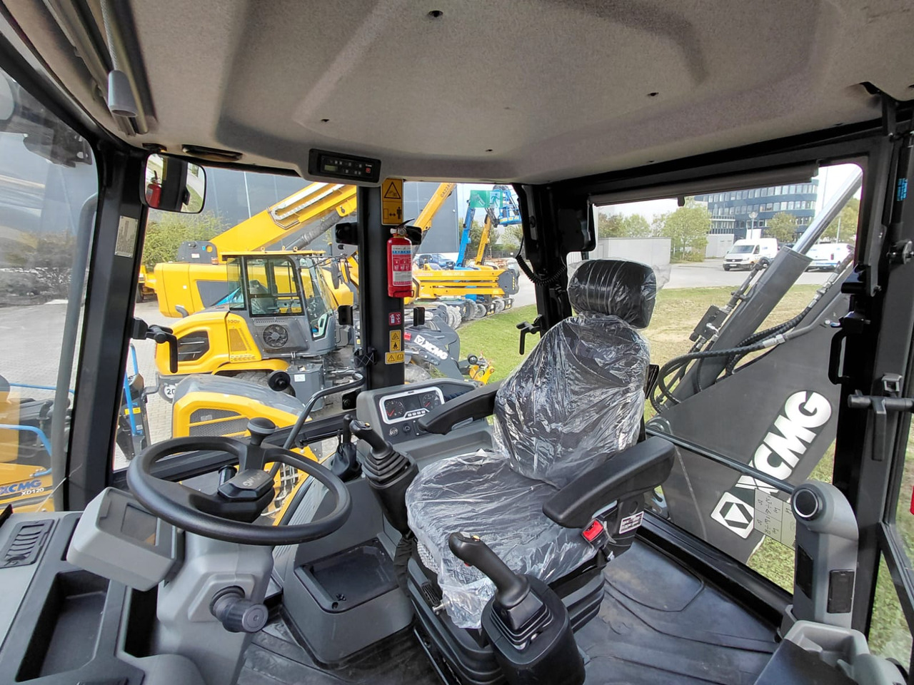 XCMG XC8-S3580 - Φορτωτής εκσκαφέας: φωτογραφία 5 XCMG XC8-S3580 - Φορτωτής εκσκαφέας: φωτογραφία 5