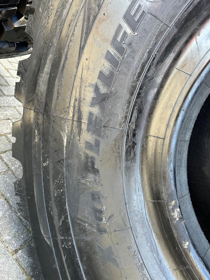 Michelin 29.5R25 Banden tyres - Ελαστικό: φωτογραφία 4 Michelin 29.5R25 Banden tyres - Ελαστικό: φωτογραφία 4