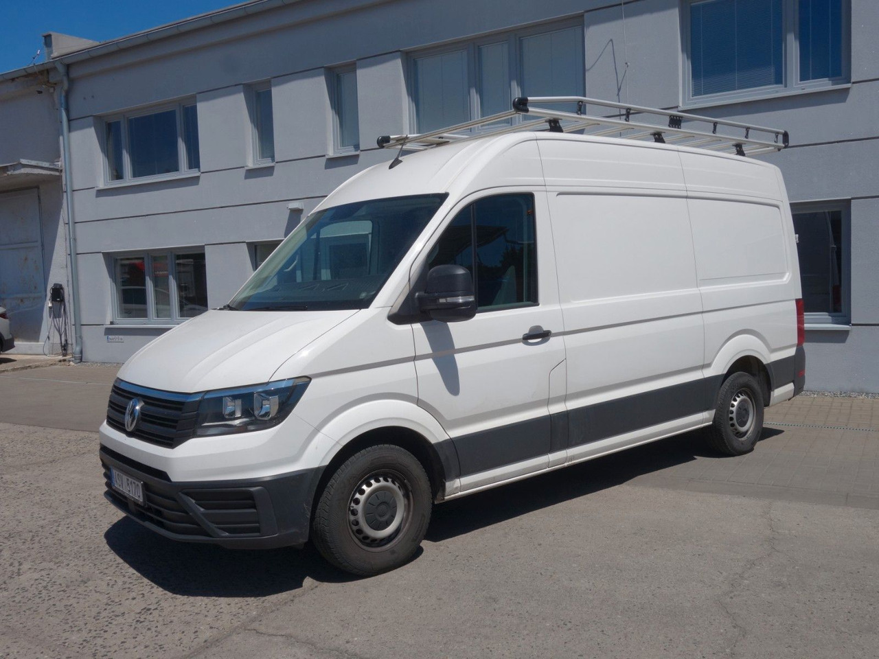 Volkswagen Crafter 2,0 TDI 103 kW - Βαν: φωτογραφία 2 Volkswagen Crafter 2,0 TDI 103 kW - Βαν: φωτογραφία 2