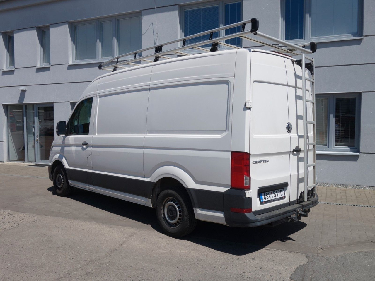 Volkswagen Crafter 2,0 TDI 103 kW - Βαν: φωτογραφία 4 Volkswagen Crafter 2,0 TDI 103 kW - Βαν: φωτογραφία 4