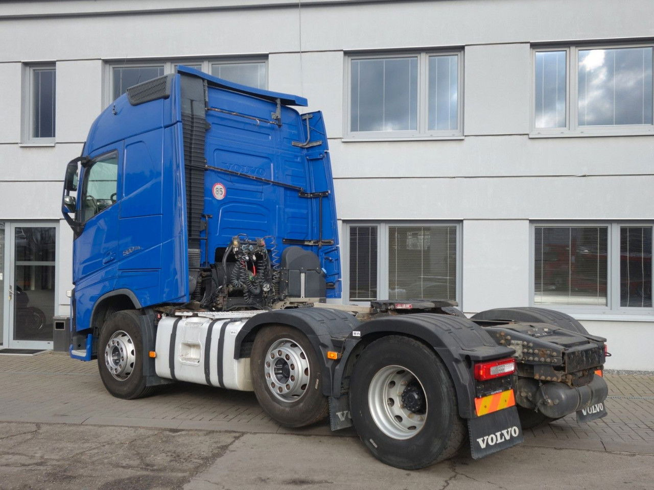 Volvo FH 13.500 EEV XL 6x2 Hydraulik kipper - Τράκτορας: φωτογραφία 4 Volvo FH 13.500 EEV XL 6x2 Hydraulik kipper - Τράκτορας: φωτογραφία 4