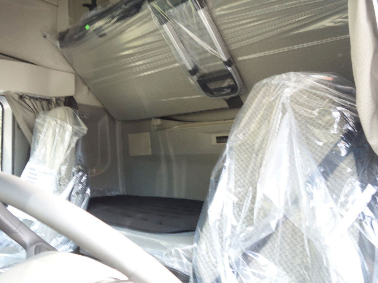 Φορτηγό μεταφοράς εμπορευματοκιβωτίων/ Κινητό αμάξωμα Volvo FH 13 XL 460 Turbo Compound Neue: φωτογραφία 9