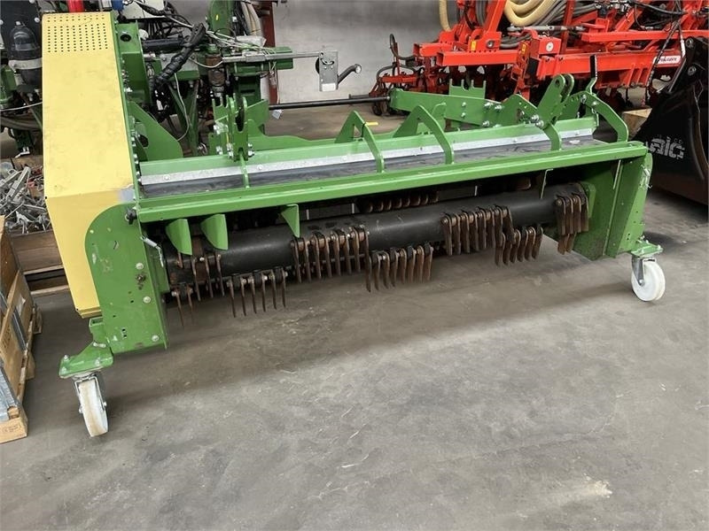 Krone PreChop - Χορτοδετική μηχανή τετράγωνες μπάλες: φωτογραφία 1 Krone PreChop - Χορτοδετική μηχανή τετράγωνες μπάλες: φωτογραφία 1