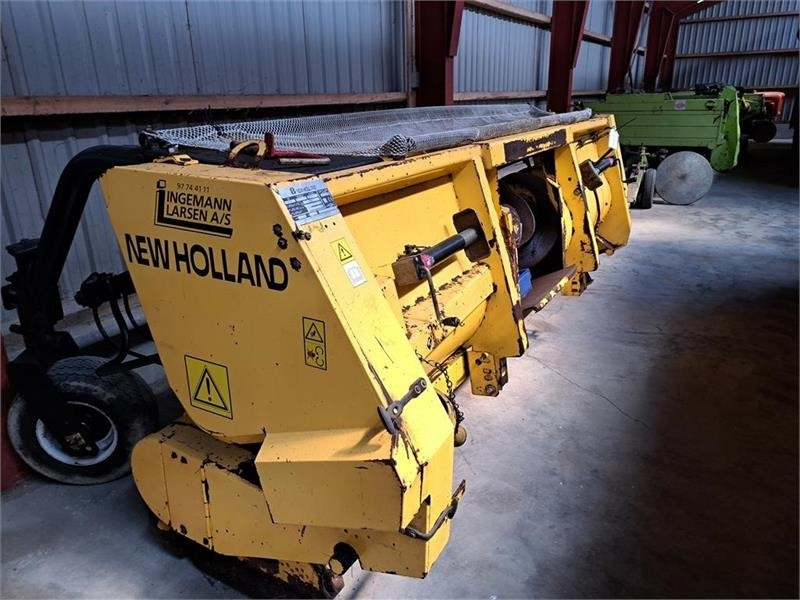 New Holland 355 W Græspick-up - Εξαρτηματα - Ενσιρωτική μηχανή: φωτογραφία 4 New Holland 355 W Græspick-up - Εξαρτηματα - Ενσιρωτική μηχανή: φωτογραφία 4