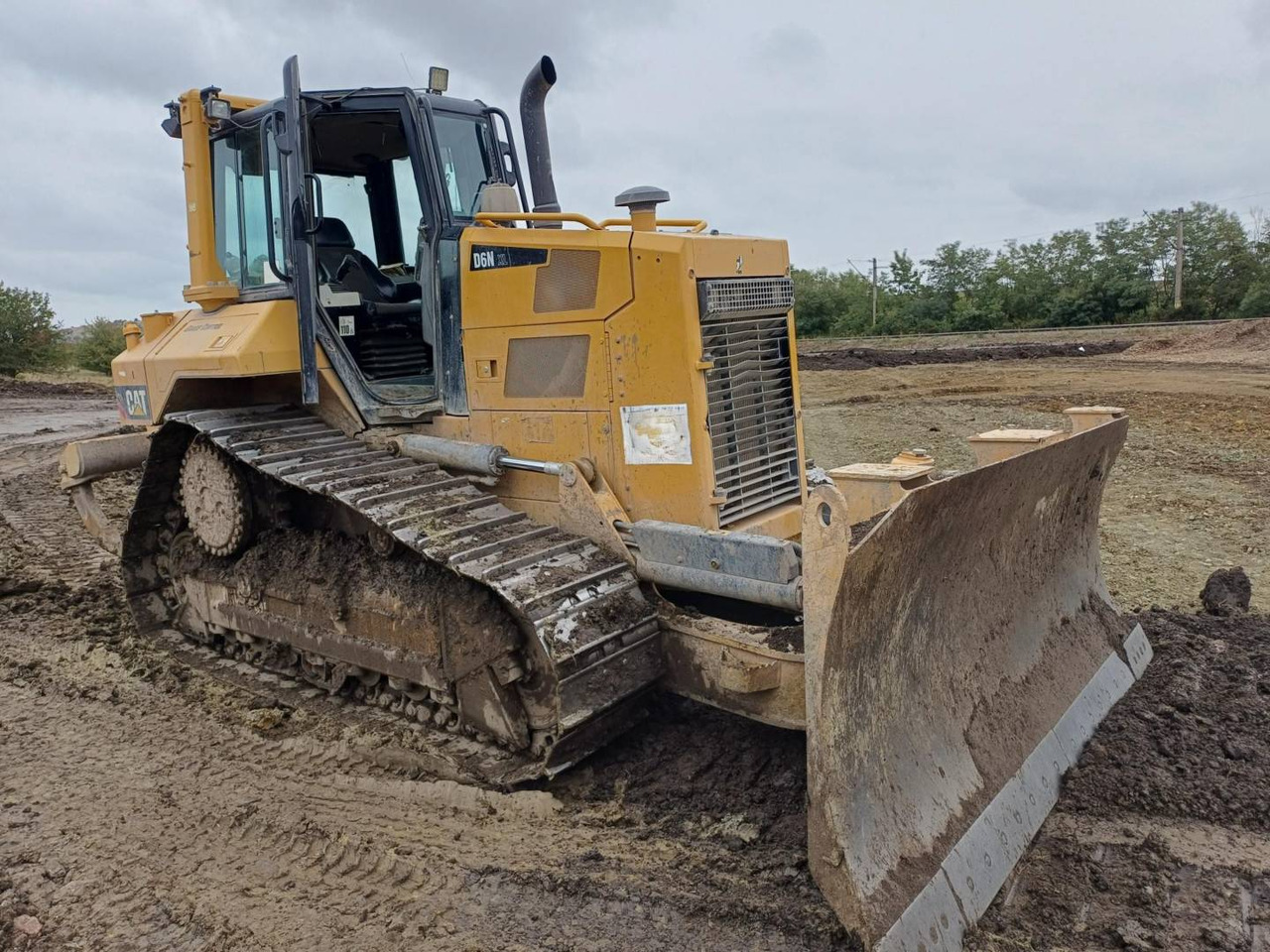 CAT D6NXL - Μπουλντόζα: φωτογραφία 2 CAT D6NXL - Μπουλντόζα: φωτογραφία 2
