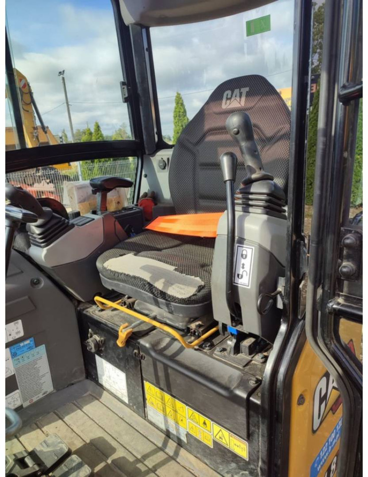 CAT 301.8 - Ερπυστριοφόρος εκσκαφέας: φωτογραφία 4 CAT 301.8 - Ερπυστριοφόρος εκσκαφέας: φωτογραφία 4