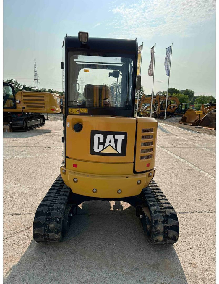 Ερπυστριοφόρος εκσκαφέας CAT 302.7DCR: φωτογραφία 13