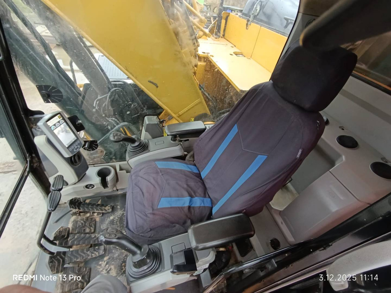 CAT 320ELRR - Ερπυστριοφόρος εκσκαφέας: φωτογραφία 5 CAT 320ELRR - Ερπυστριοφόρος εκσκαφέας: φωτογραφία 5