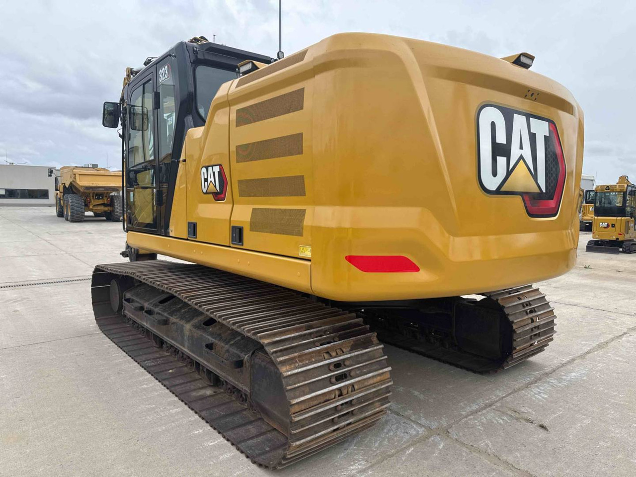 CAT 323 - Ερπυστριοφόρος εκσκαφέας: φωτογραφία 4 CAT 323 - Ερπυστριοφόρος εκσκαφέας: φωτογραφία 4