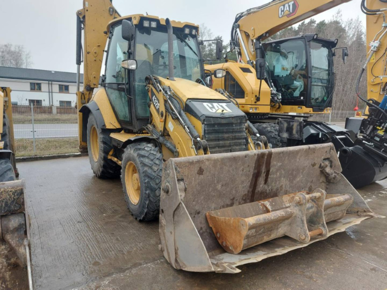 CAT 432F - Φορτωτής εκσκαφέας: φωτογραφία 2 CAT 432F - Φορτωτής εκσκαφέας: φωτογραφία 2