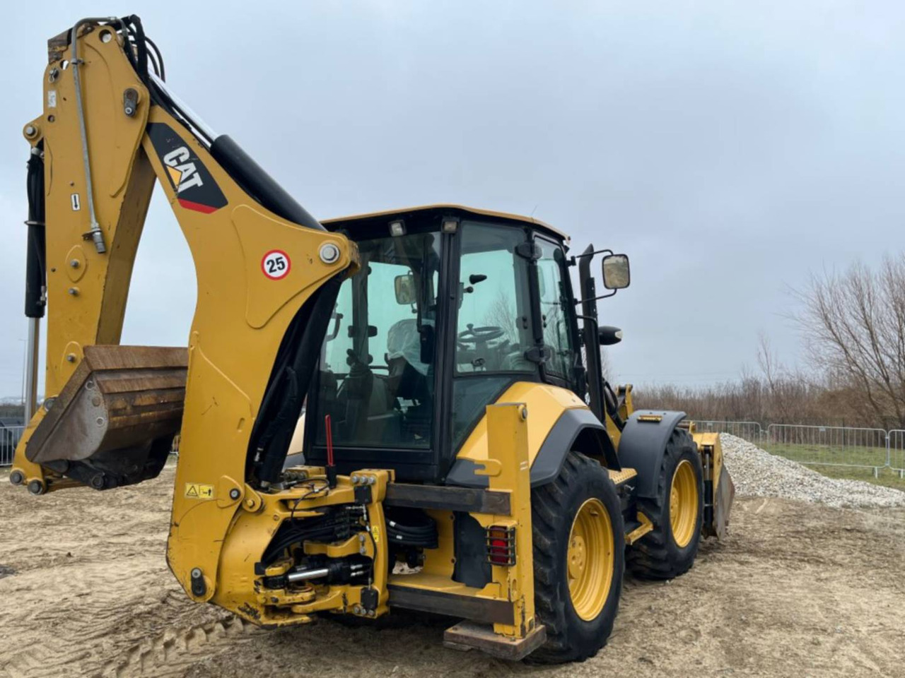 CAT 444F2 - Φορτωτής εκσκαφέας: φωτογραφία 3 CAT 444F2 - Φορτωτής εκσκαφέας: φωτογραφία 3