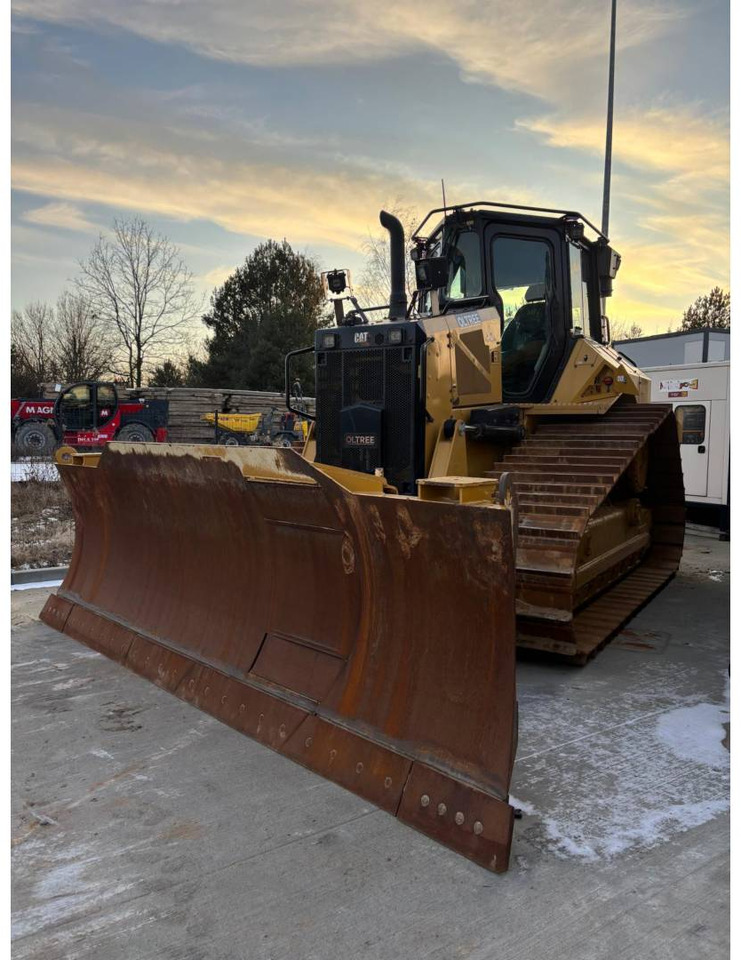 CAT D5 LGP - Μπουλντόζα: φωτογραφία 2 CAT D5 LGP - Μπουλντόζα: φωτογραφία 2
