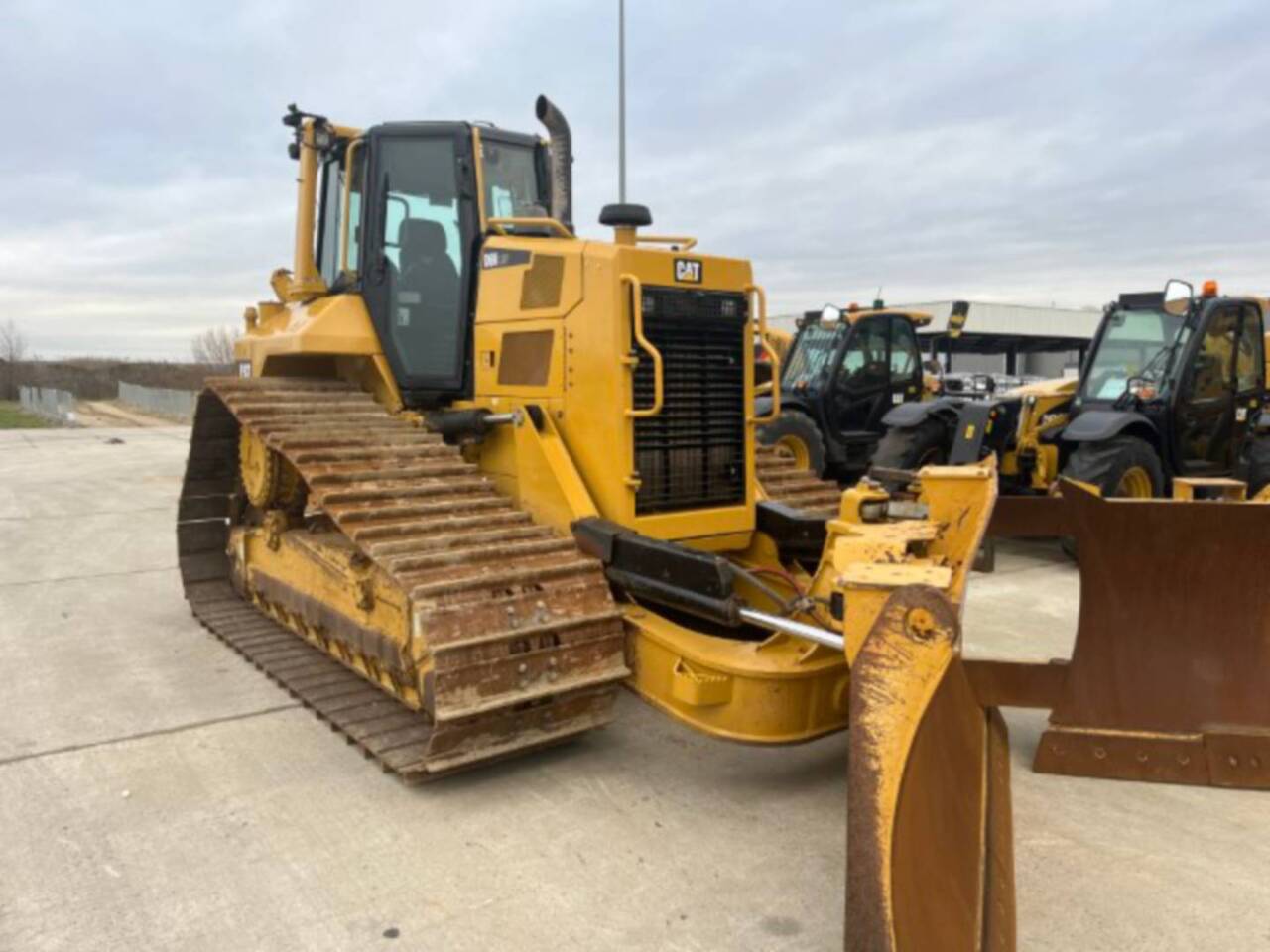 CAT D6NLGP - Μπουλντόζα: φωτογραφία 2 CAT D6NLGP - Μπουλντόζα: φωτογραφία 2