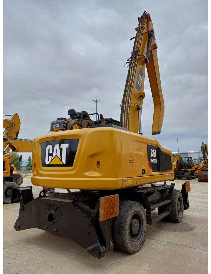 CAT MH3024 - Μηχάνημα Διαχείρισης Υλικών: φωτογραφία 3 CAT MH3024 - Μηχάνημα Διαχείρισης Υλικών: φωτογραφία 3
