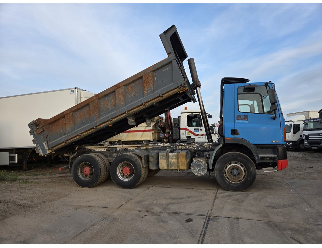DAF 85 400 ATI 6x4 Tipper - Φορτηγό ανατρεπόμενο: φωτογραφία 4 DAF 85 400 ATI 6x4 Tipper - Φορτηγό ανατρεπόμενο: φωτογραφία 4