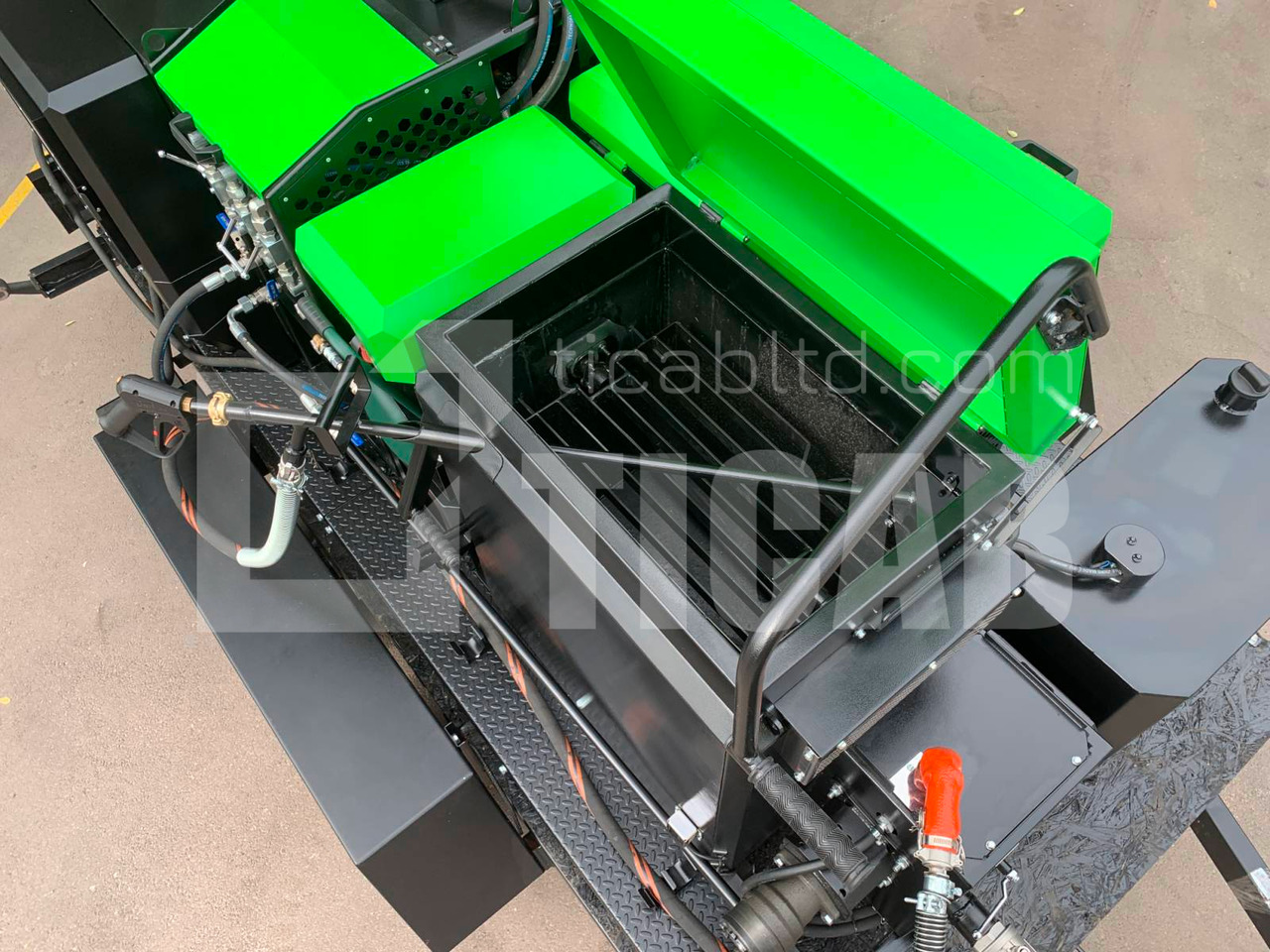 Μίσθωση TICAB New Bitumen Combo Machine, Asphalt Crack Sealer, Asphalt Distributor, Manufacturer, TICAB New Bitumen Combo Machine, Asphalt Crack Sealer, Asphalt Distributor, Manufacturer,: φωτογραφία 6