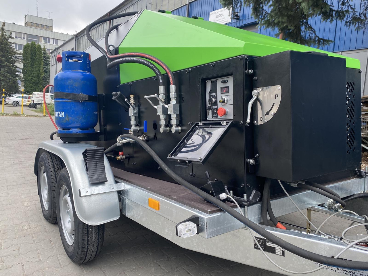 TICAB SelfPropelled Bitumen Emulsion Sprayer,1000L,Manufacturer - Ασφαλτοδιανομέας: φωτογραφία 2 TICAB SelfPropelled Bitumen Emulsion Sprayer,1000L,Manufacturer - Ασφαλτοδιανομέας: φωτογραφία 2