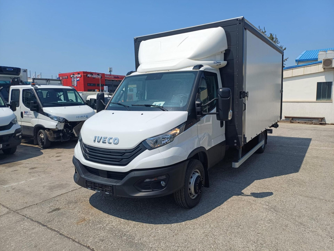 IVECO Daily 70C18H - Επαγγελματικό αυτοκίνητο με μουσαμά: φωτογραφία 1 IVECO Daily 70C18H - Επαγγελματικό αυτοκίνητο με μουσαμά: φωτογραφία 1