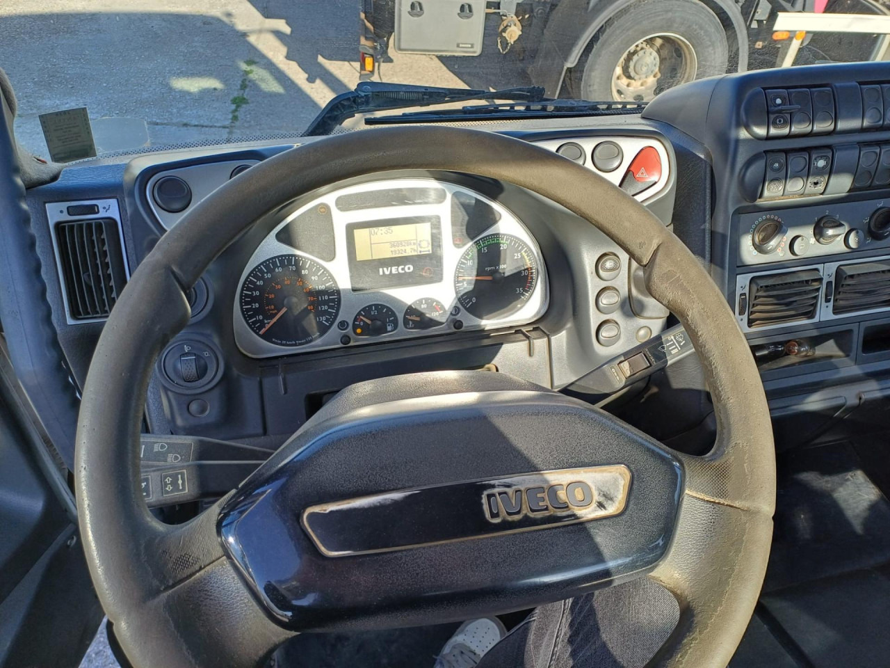 IVECO Daily Eurocargo ML180E28/P - Φορτηγό ανατρεπόμενο: φωτογραφία 4 IVECO Daily Eurocargo ML180E28/P - Φορτηγό ανατρεπόμενο: φωτογραφία 4