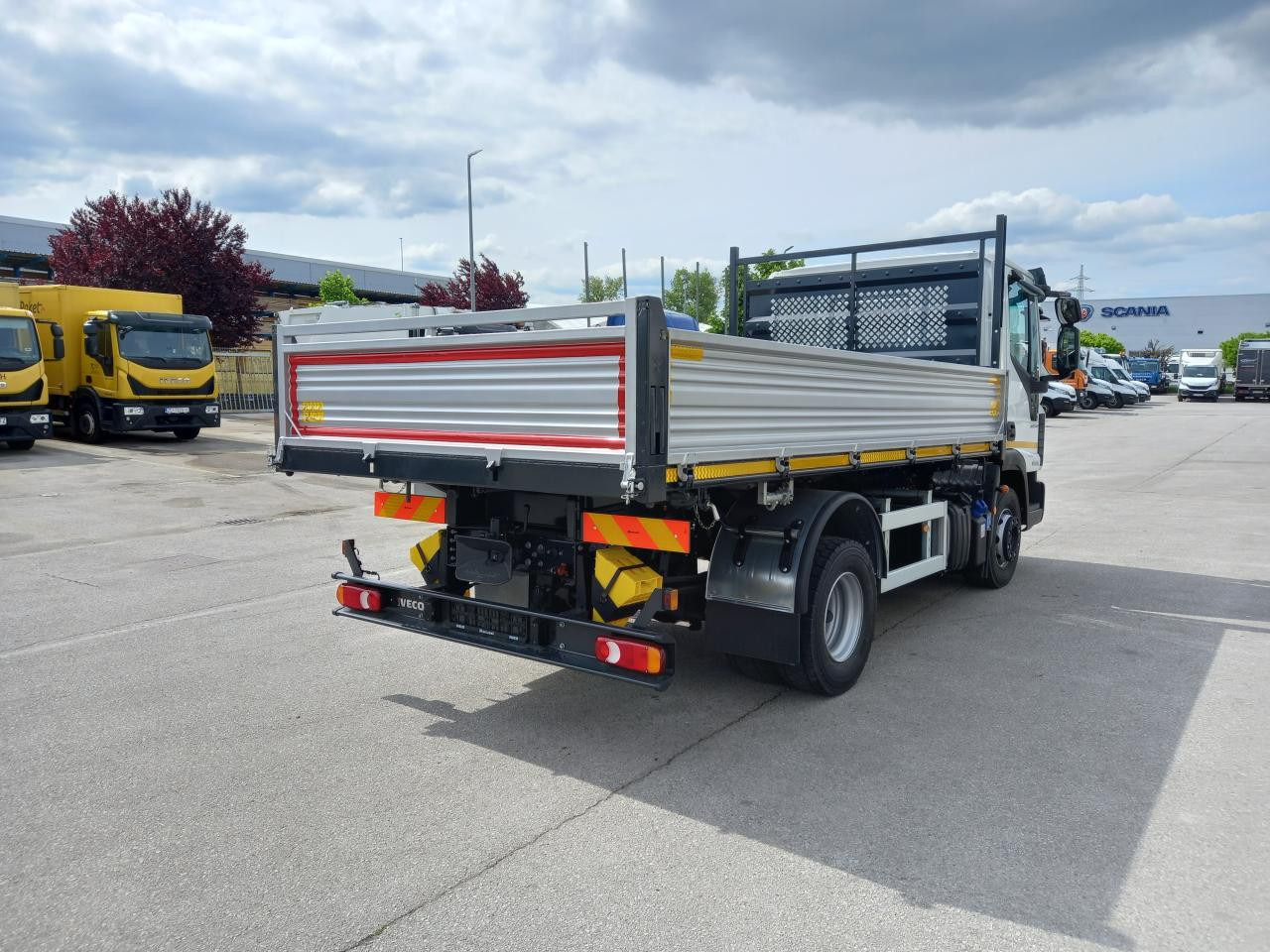 IVECO Eurocargo ML120EL25 - Φορτηγό ανατρεπόμενο: φωτογραφία 4 IVECO Eurocargo ML120EL25 - Φορτηγό ανατρεπόμενο: φωτογραφία 4