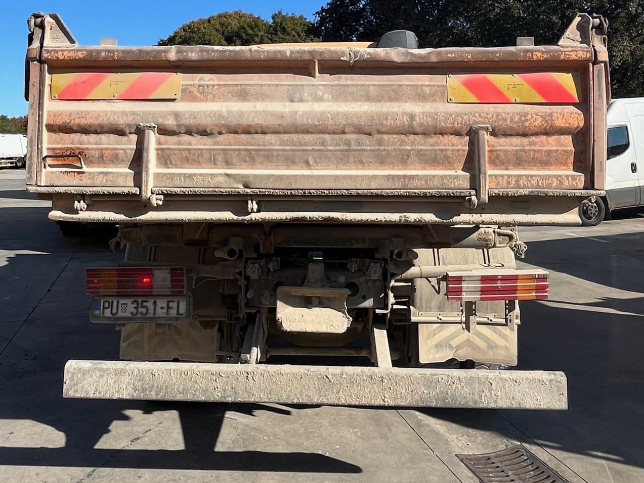 MERCEDES-BENZ Actros 1831 K - Φορτηγό ανατρεπόμενο: φωτογραφία 4 MERCEDES-BENZ Actros 1831 K - Φορτηγό ανατρεπόμενο: φωτογραφία 4