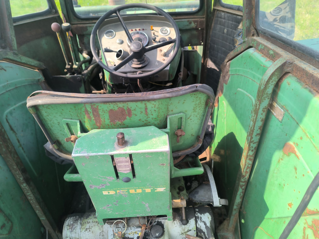 Deutz 6006, year. 1967 - Σπαστός φορτωτής: φωτογραφία 3 Deutz 6006, year. 1967 - Σπαστός φορτωτής: φωτογραφία 3