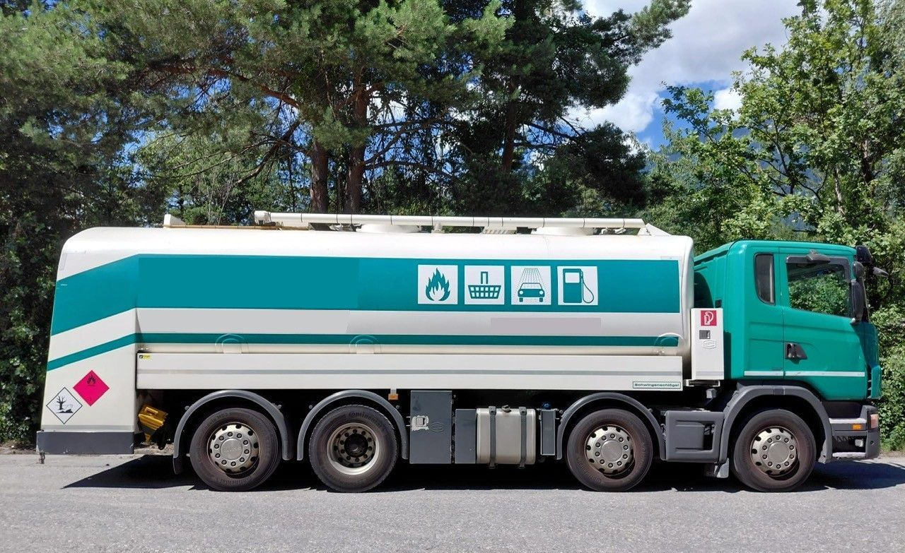 Scania G440 8x2, E5, Schwingenschloegel, 2 Kammern, ADR - Φορτηγό βυτιοφόρο: φωτογραφία 3 Scania G440 8x2, E5, Schwingenschloegel, 2 Kammern, ADR - Φορτηγό βυτιοφόρο: φωτογραφία 3