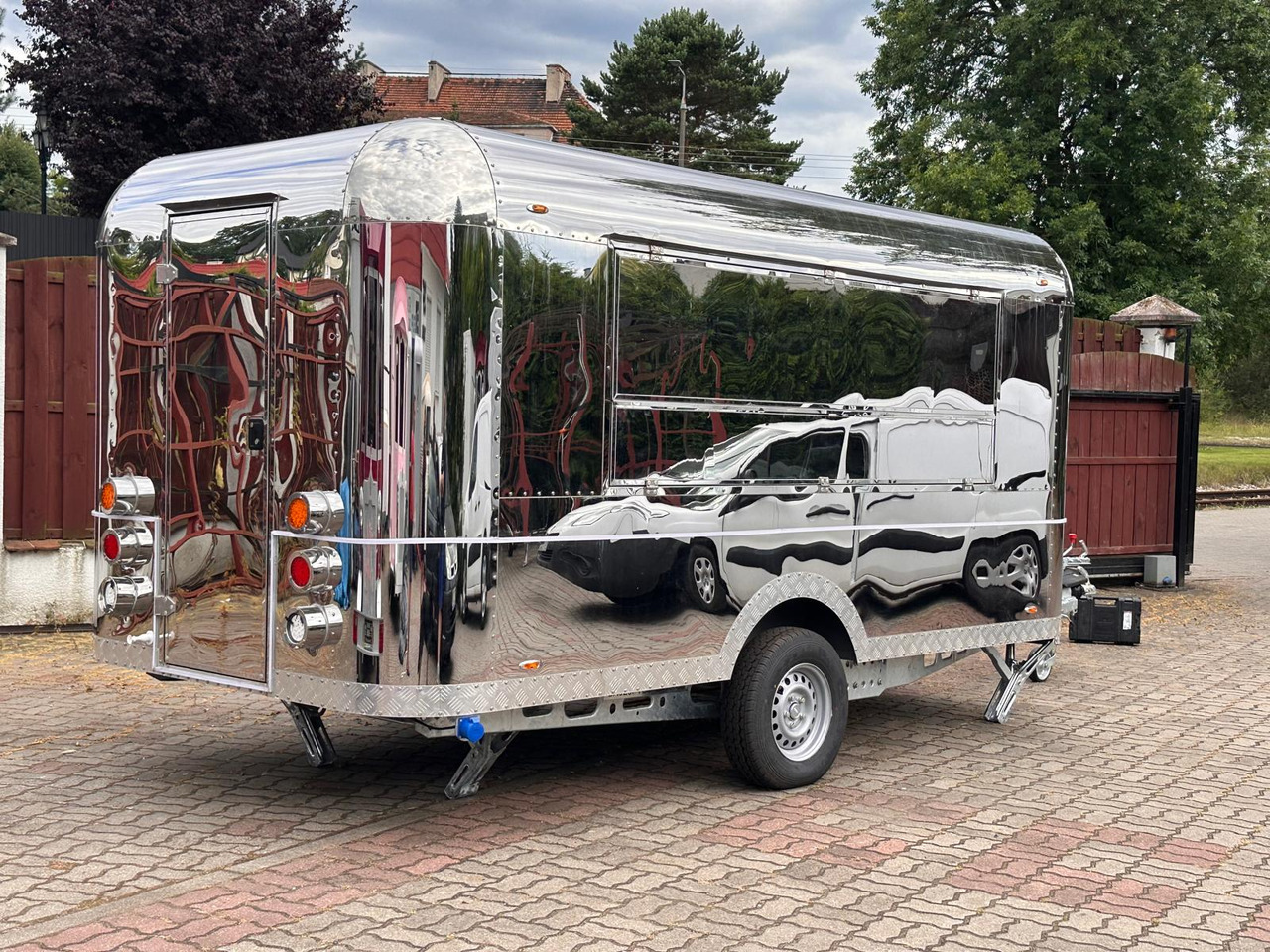 Bodex - Ρυμουλκούμενη καντίνα: φωτογραφία 2 Bodex - Ρυμουλκούμενη καντίνα: φωτογραφία 2