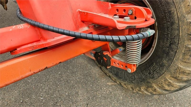 Kuhn CULTIMER L4000 Bugseret - Σβάρνα: φωτογραφία 3 Kuhn CULTIMER L4000 Bugseret - Σβάρνα: φωτογραφία 3
