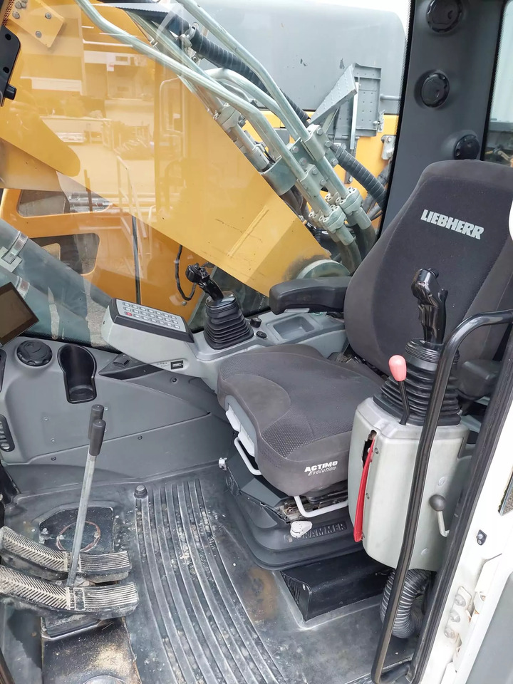 2018 Liebherr R 926Compact - Ερπυστριοφόρος εκσκαφέας: φωτογραφία 5 2018 Liebherr R 926Compact - Ερπυστριοφόρος εκσκαφέας: φωτογραφία 5