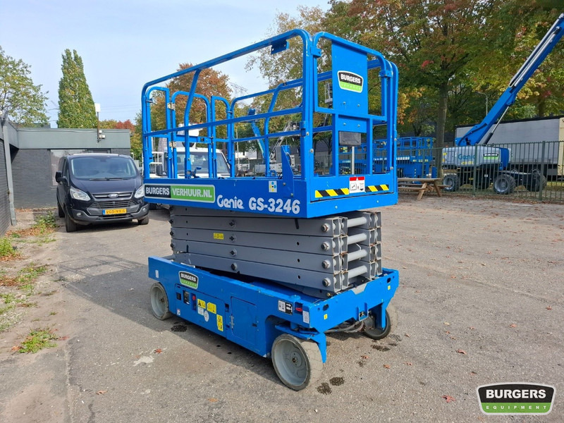 Genie GS3246 Nieuwe accus + lader - Ψαλιδωτό ανυψωτικό: φωτογραφία 2 Genie GS3246 Nieuwe accus + lader - Ψαλιδωτό ανυψωτικό: φωτογραφία 2