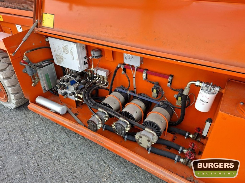 HOLLANDLIFT Q135 EL18 - Ψαλιδωτό ανυψωτικό: φωτογραφία 5 HOLLANDLIFT Q135 EL18 - Ψαλιδωτό ανυψωτικό: φωτογραφία 5