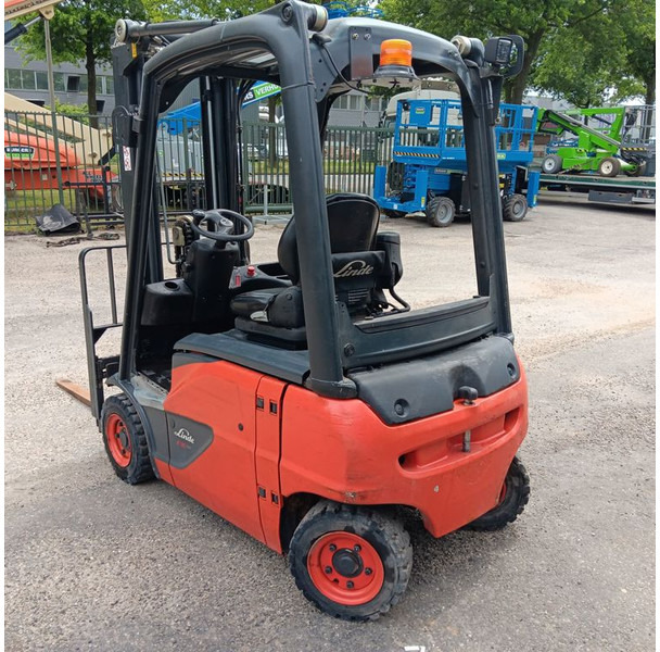 Linde E16P - Ηλεκτροκίνητο περονοφόρο: φωτογραφία 4 Linde E16P - Ηλεκτροκίνητο περονοφόρο: φωτογραφία 4