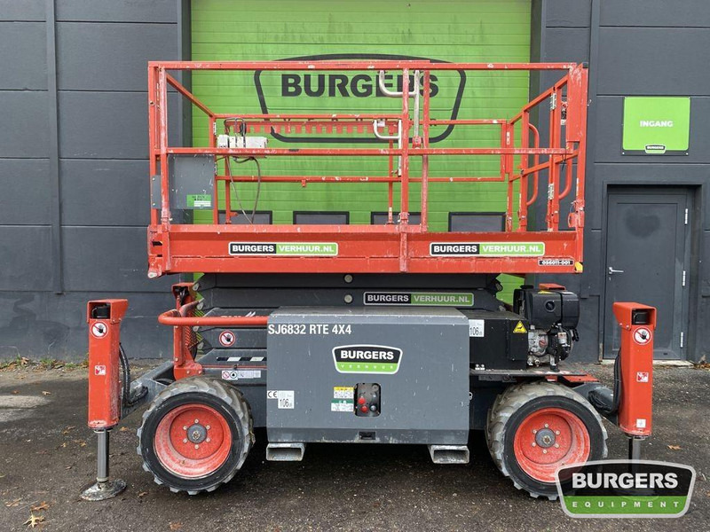 Skyjack SJ6832 RTE - Ψαλιδωτό ανυψωτικό: φωτογραφία 4 Skyjack SJ6832 RTE - Ψαλιδωτό ανυψωτικό: φωτογραφία 4