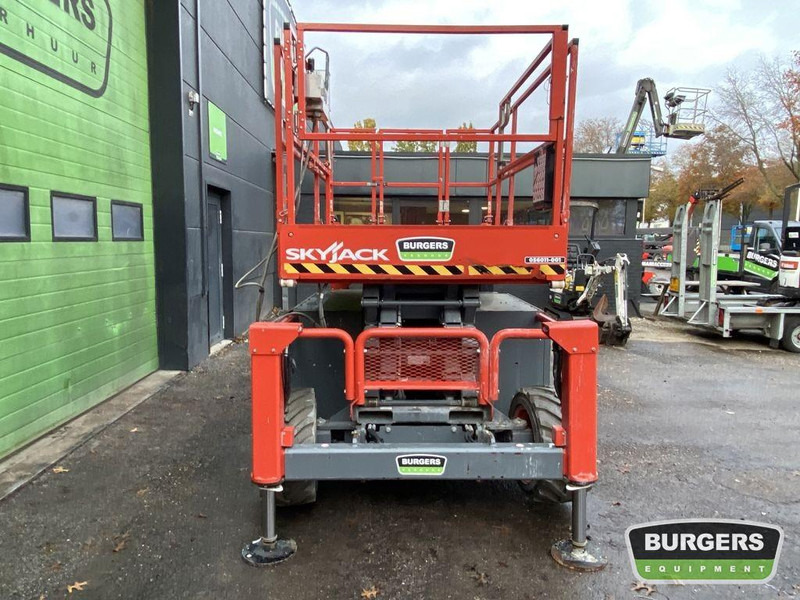 Skyjack SJ6832 RTE - Ψαλιδωτό ανυψωτικό: φωτογραφία 5 Skyjack SJ6832 RTE - Ψαλιδωτό ανυψωτικό: φωτογραφία 5
