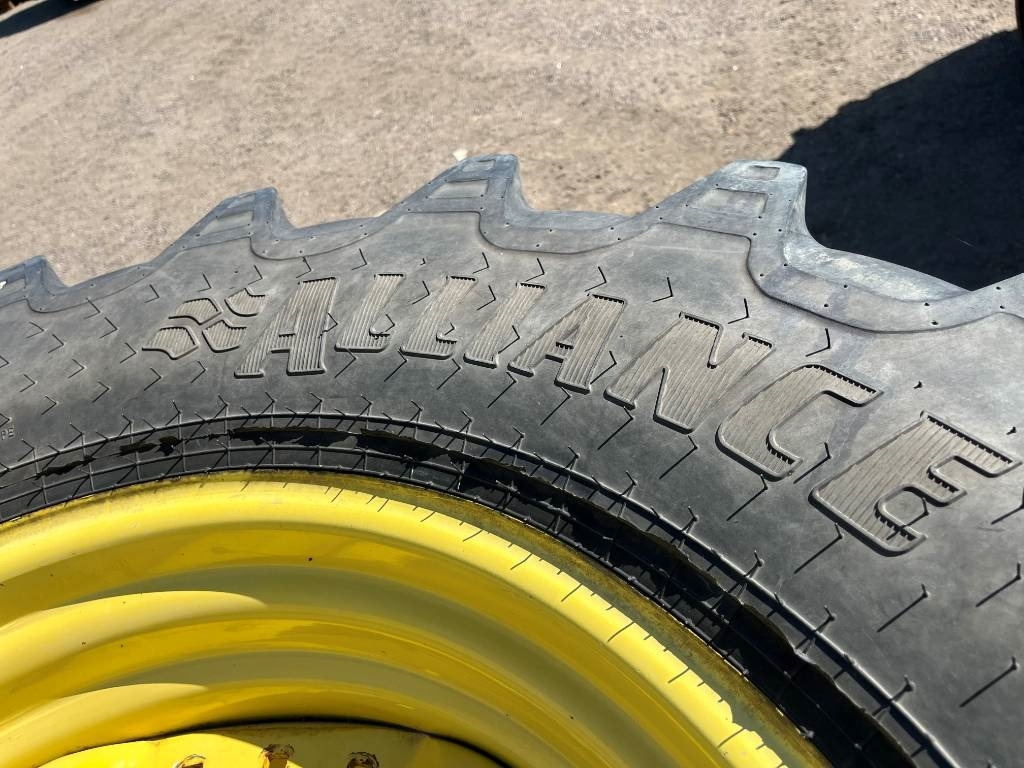 Alliance 540/65R30 till John Deere 7920 mfl - Ελαστικό για Γεωργικά μηχανήματα: φωτογραφία 5 Alliance 540/65R30 till John Deere 7920 mfl - Ελαστικό για Γεωργικά μηχανήματα: φωτογραφία 5