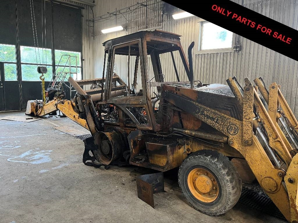 Case 580 Super L Dismantled. Only spare parts - Φορτωτής εκσκαφέας: φωτογραφία 1 Case 580 Super L Dismantled. Only spare parts - Φορτωτής εκσκαφέας: φωτογραφία 1