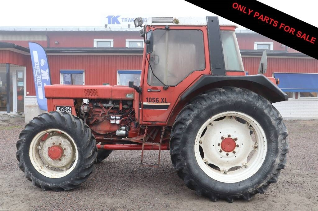 Case IH 1056 XL Dismantled. Only spare parts - Τρακτέρ: φωτογραφία 1 Case IH 1056 XL Dismantled. Only spare parts - Τρακτέρ: φωτογραφία 1