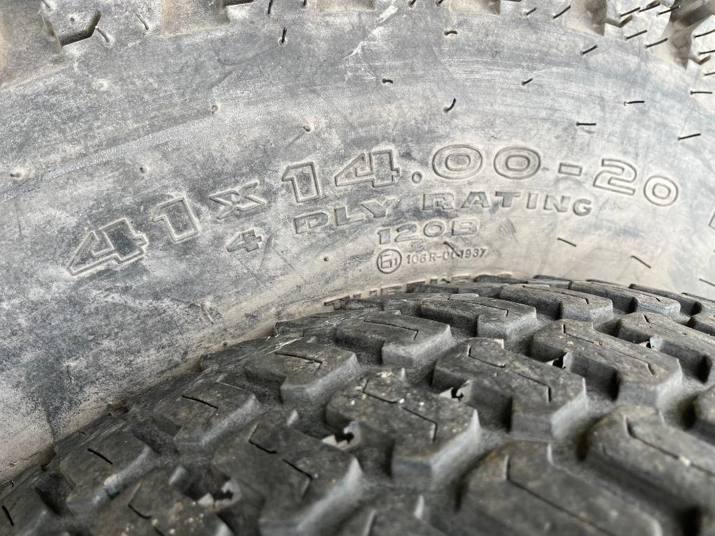 Galaxy 41X14,00-20 , 27X8,50-15 John Deere 3720 - Πλήρης τροχός: φωτογραφία 3 Galaxy 41X14,00-20 , 27X8,50-15 John Deere 3720 - Πλήρης τροχός: φωτογραφία 3