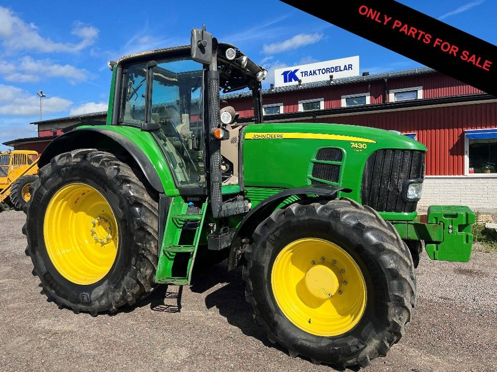 John Deere 7430 Dismantled. Only spare parts - Τρακτέρ: φωτογραφία 1 John Deere 7430 Dismantled. Only spare parts - Τρακτέρ: φωτογραφία 1