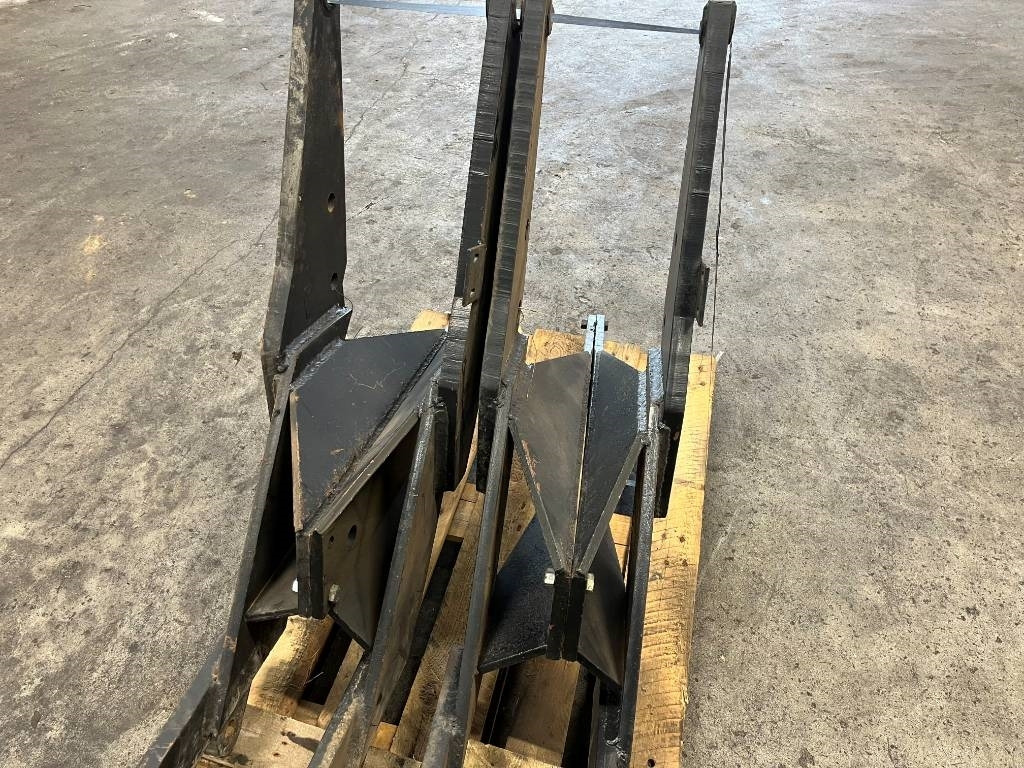 Lastarfäste Trima till Ursus Zetor - Φορτωτησ για τρακτερ: φωτογραφία 4 Lastarfäste Trima till Ursus Zetor - Φορτωτησ για τρακτερ: φωτογραφία 4