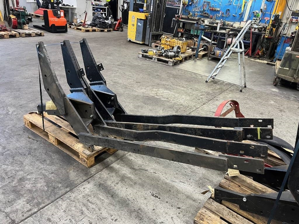 Lastarfäste Trima till Ursus Zetor - Φορτωτησ για τρακτερ: φωτογραφία 2 Lastarfäste Trima till Ursus Zetor - Φορτωτησ για τρακτερ: φωτογραφία 2