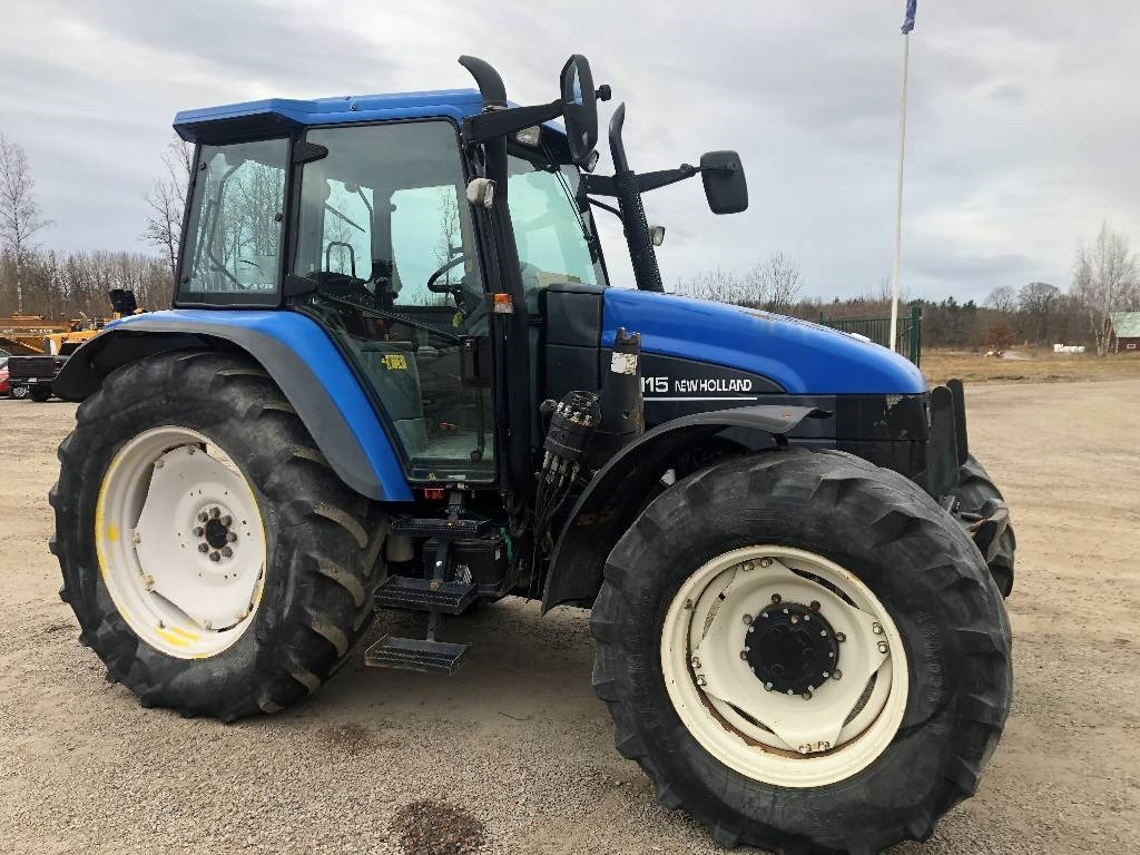 New Holland TS 115 Dismantled: only spare parts - Τρακτέρ: φωτογραφία 2 New Holland TS 115 Dismantled: only spare parts - Τρακτέρ: φωτογραφία 2