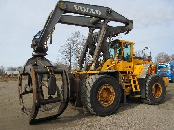 Volvo L180D HL Delar / Parts - Ελαστιχοφόρος φορτωτής: φωτογραφία 1 Volvo L180D HL Delar / Parts - Ελαστιχοφόρος φορτωτής: φωτογραφία 1