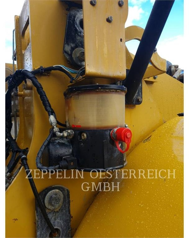 Ελαστιχοφόρος φορτωτής CAT 966K: φωτογραφία 12 Ελαστιχοφόρος φορτωτής CAT 966K: φωτογραφία 12