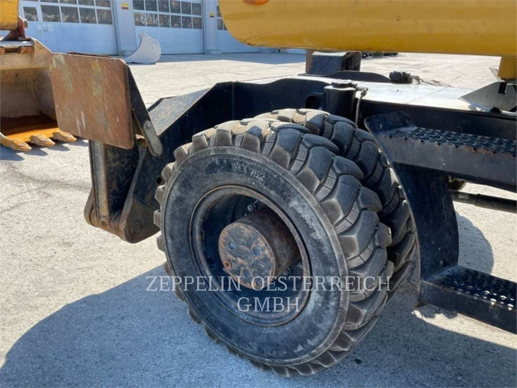 Τροχοφόρος εκσκαφέας CAT M316D: φωτογραφία 13 Τροχοφόρος εκσκαφέας CAT M316D: φωτογραφία 13