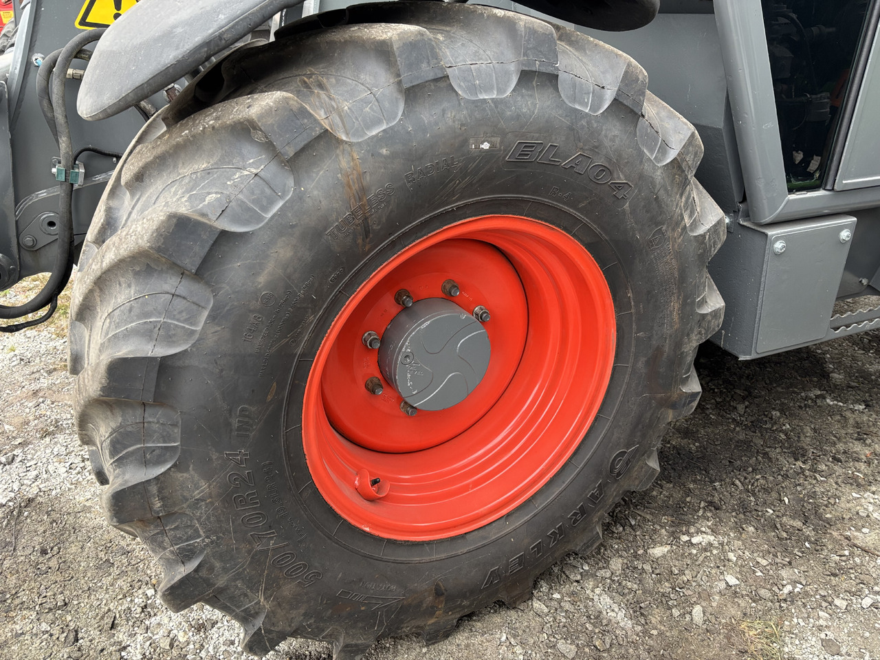 CLAAS Scorpion FELGA DW16Lx24 DW 16 L x 24 16x24 8 szpilek - Ζάντα για Γεωργικά μηχανήματα: φωτογραφία 1 CLAAS Scorpion FELGA DW16Lx24 DW 16 L x 24 16x24 8 szpilek - Ζάντα για Γεωργικά μηχανήματα: φωτογραφία 1