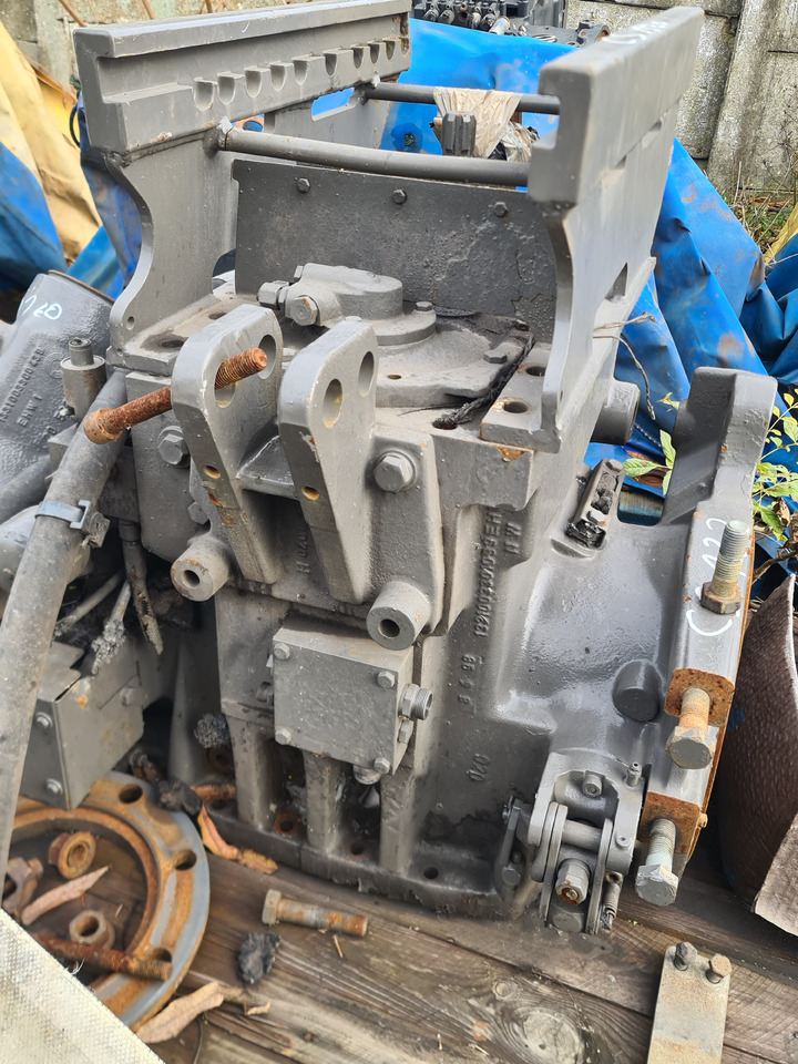 Case CS120 CS 120 Obudowa Centralna Mostu WOM Dyfer Dyferencjał Szyna 1331003301099EHW - Αξονας και ανταλλακτικά για Γεωργικά μηχανήματα: φωτογραφία 4 Case CS120 CS 120 Obudowa Centralna Mostu WOM Dyfer Dyferencjał Szyna 1331003301099EHW - Αξονας και ανταλλακτικά για Γεωργικά μηχανήματα: φωτογραφία 4