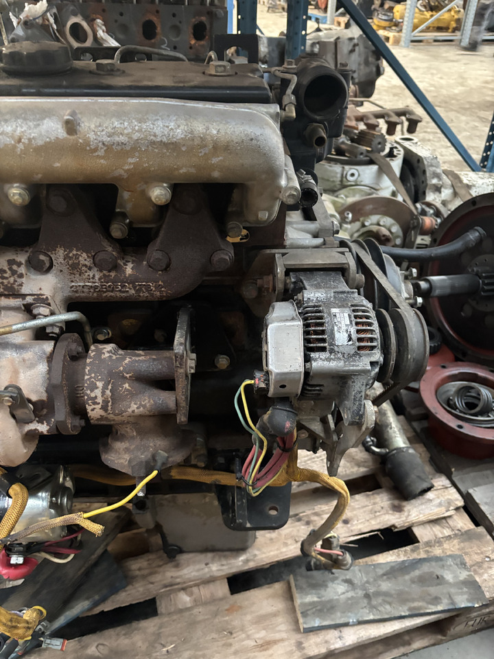 Cat Caterpillar 3054 130-6342 Silnk Części - Κινητήρας και ανταλλακτικά για Γεωργικά μηχανήματα: φωτογραφία 4 Cat Caterpillar 3054 130-6342 Silnk Części - Κινητήρας και ανταλλακτικά για Γεωργικά μηχανήματα: φωτογραφία 4