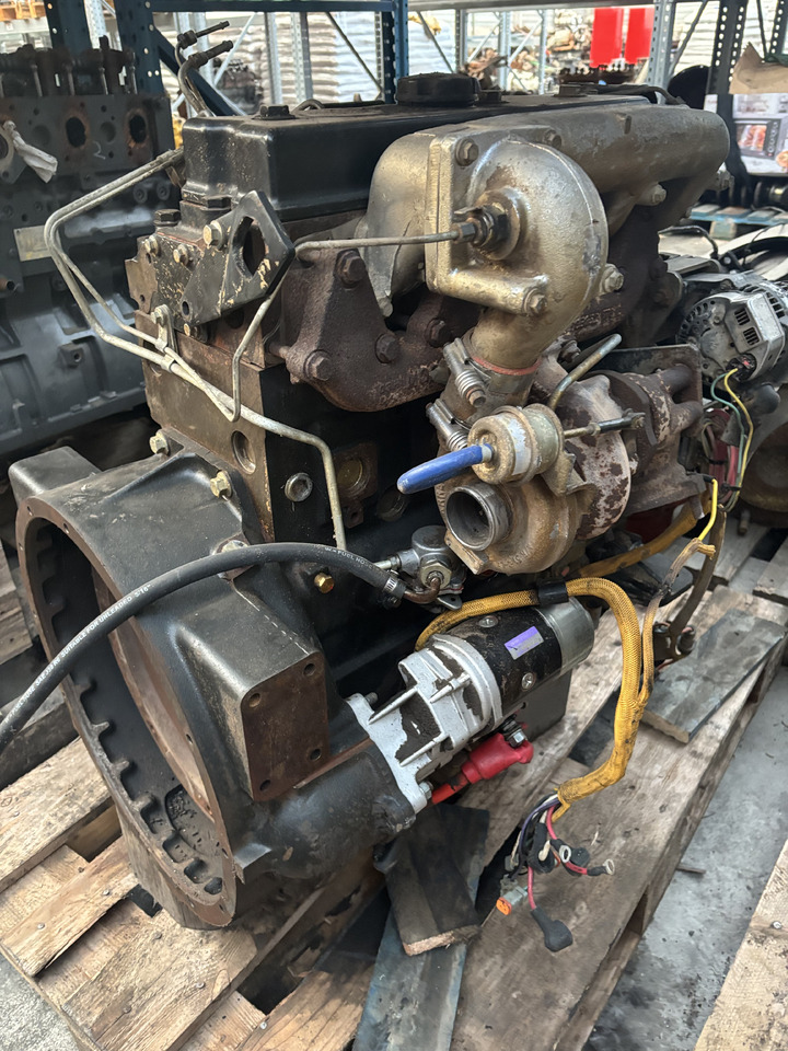 Cat Caterpillar 3054 130-6342 Silnk Części - Κινητήρας και ανταλλακτικά για Γεωργικά μηχανήματα: φωτογραφία 5 Cat Caterpillar 3054 130-6342 Silnk Części - Κινητήρας και ανταλλακτικά για Γεωργικά μηχανήματα: φωτογραφία 5